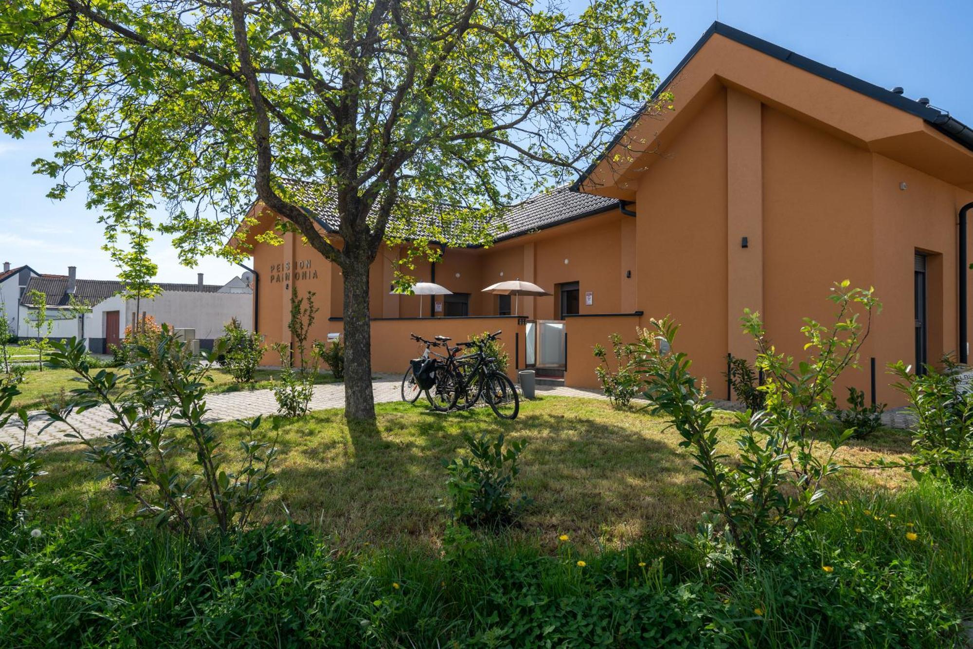 Pension Pannonia Parndorf Dış mekan fotoğraf
